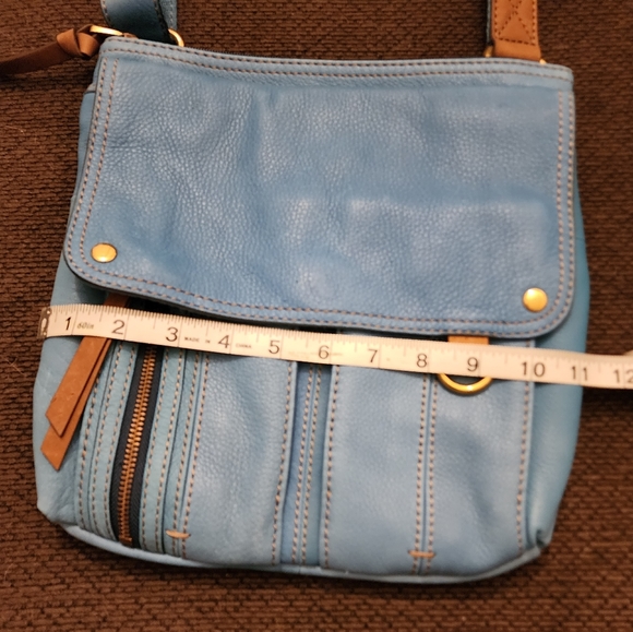 Fossil Crossbody - Picture 16 of 16